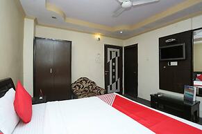 OYO 10592 Hotel Ganga Palace