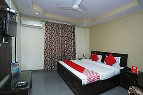 OYO 10592 Hotel Ganga Palace
