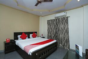 OYO 10592 Hotel Ganga Palace