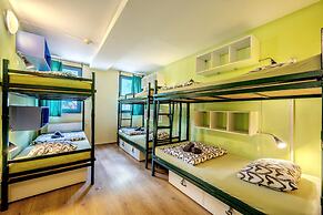 Island Hostel - Adults only