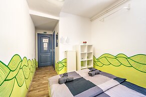 Island Hostel - Adults only