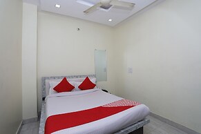 OYO 10969 Hotel US Residency