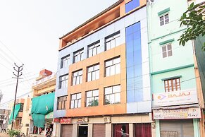 OYO 10969 Hotel US Residency