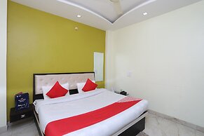 OYO 10969 Hotel US Residency