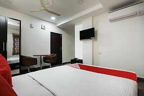 OYO 10595 Hotel Mirras