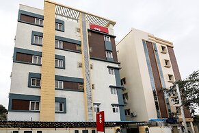 OYO 10595 Hotel Mirras