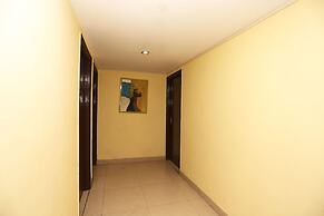 OYO 10685 Hotel Centre Point