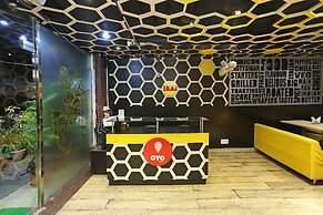 OYO 8672 Hotel Friends