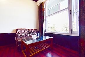 OYO 10692 Hotel Shubham