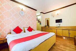 OYO 10692 Hotel Shubham