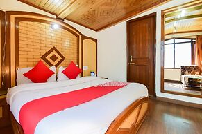 OYO 10692 Hotel Shubham