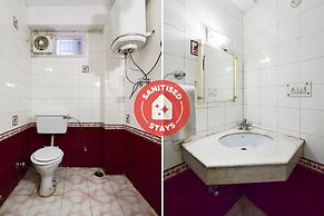 OYO 10692 Hotel Shubham