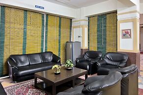 OYO 20008 SilverKey Madhapur