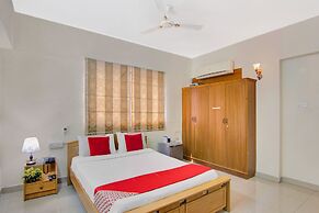 OYO 20008 SilverKey Madhapur