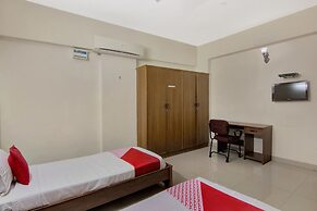 OYO 20008 SilverKey Madhapur