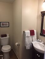 Sir Isaac Brock B&B Luxury Suites