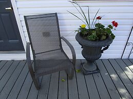 Sir Isaac Brock B&B Luxury Suites