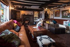 The Royal Arms Hotel