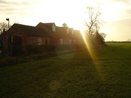 The Royal Arms Hotel