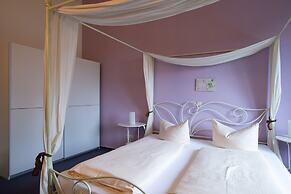 Hotel Schlosshof