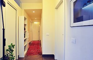 Art House Margine Rosso