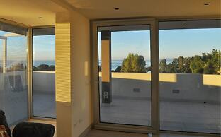 Art House Margine Rosso