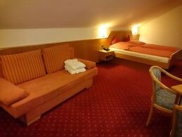 Hotel Goldbächel