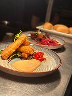 The Boars Head Hotel