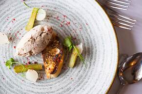 The Boars Head Hotel