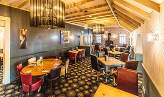 The Boars Head Hotel