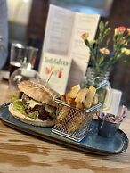 The Boars Head Hotel