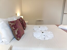 Still Life St. Paul's Executive