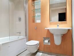 Still Life Tower Hill Executive