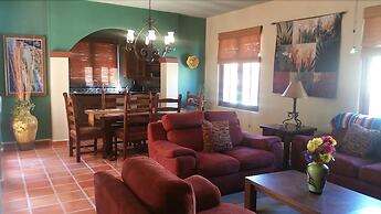 FN460- Charming Cozy Luxury Villa