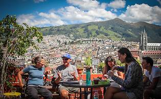 Secret Garden - Hostel