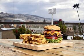 Secret Garden - Hostel