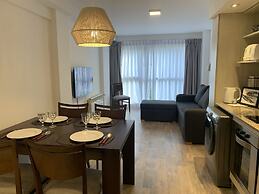 Urbana Suites & Studios 440