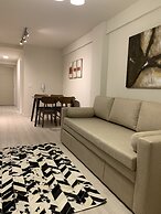 Urbana Suites & Studios 440