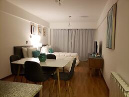 Urbana Suites & Studios 440