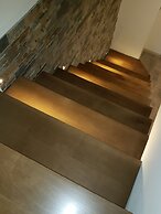 Urbana Suites & Studios 440