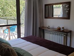 Urbana Suites & Studios 440