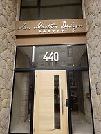 Urbana Suites & Studios 440