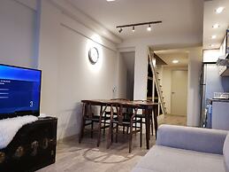 Urbana Suites & Studios 440