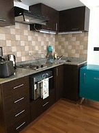 Urbana Suites & Studios 440