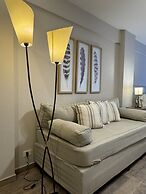 Urbana Suites & Studios 440