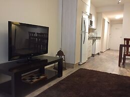 Urbana Suites & Studios 440