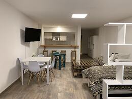 Urbana Suites & Studios 440