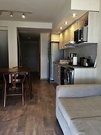 Urbana Suites & Studios 440