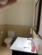 Urbana Suites & Studios 440