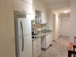 Urbana Suites & Studios 440